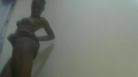 prettiest_doll online show from December 3, 6:32 pm