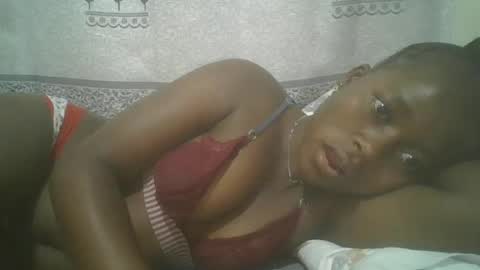 Snapshot of pretty_abella chatting on February 17, 1:44 pm abella online show from February 17, 1:44 pm