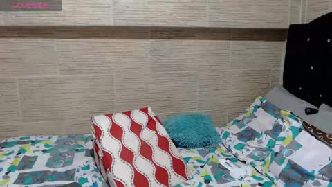 pretty_cristal22 online show from March 5, 12:38 am