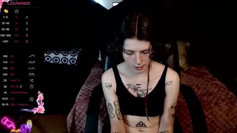 pretty_cristal22 online show from March 31, 2:11 am