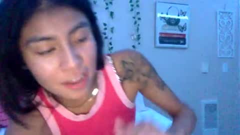 pretty_girl828687 online show from December 5, 6:24 am