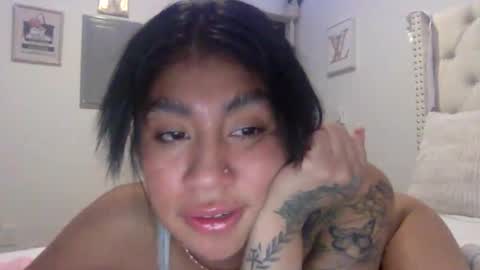 pretty_girl828687 online show from April 8, 12:07 pm