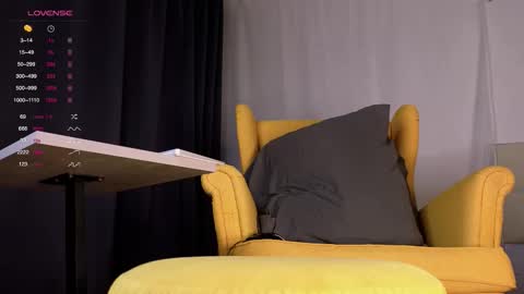 pretty_helga online show from March 3, 9:48 am