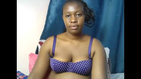 pretty_kylah online show from January 19, 10:55 am