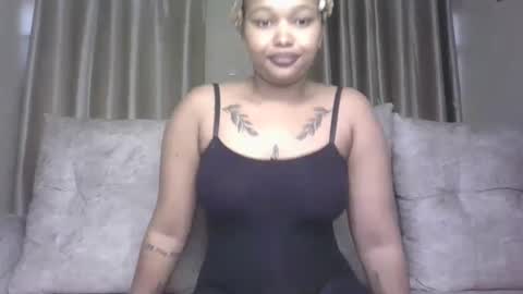 Tracy online show from November 21, 10:06 am