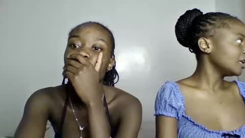 pretty luv1 online show from February 19, 8:58 am