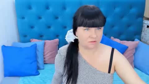 pretty_malika online show from September 27, 1:24 am