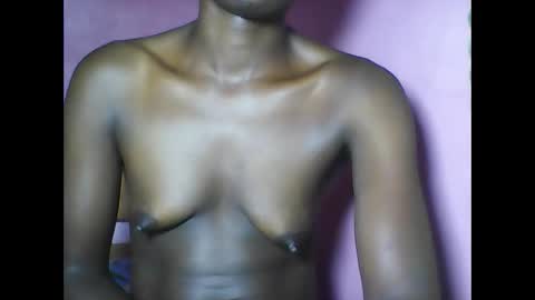 Snapshot of pretty_mine chatting on February 3, 1:52 am pretty time online show from February 3, 1:52 am