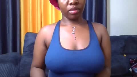 pretty_shila online show from December 20, 9:02 am