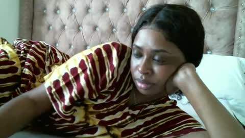 Snapshot of pretty_zii chatting on October 11, 2:09 pm zii online show from October 11, 2:09 pm