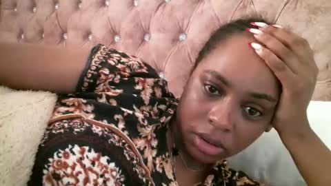 Snapshot of pretty_zii chatting on September 29, 4:28 am zii online show from September 29, 4:28 am