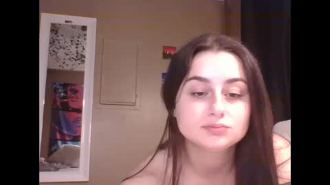 prettybaby22 online show from September 26, 9:45 pm