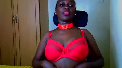 prettycandy0 online show from April 6, 3:57 pm