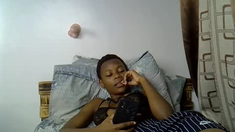 coco online show from April 22, 2:52 am