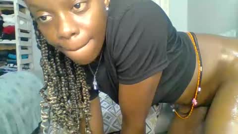 PrettyEla online show from November 5, 11:21 pm