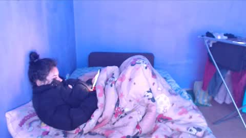 prettyjulliette online show from February 23, 10:43 am