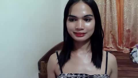 Snapshot of prettykhelcy chatting on October 14, 7:05 pm prettykhelcy online show from October 14, 7:05 pm