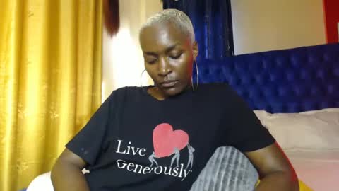 Snapshot of prettyquee chatting on January 14, 6:24 am sasha online show from January 14, 6:24 am