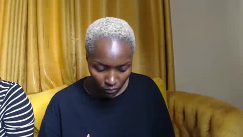 Snapshot of prettyquee chatting on January 27, 5:25 am sasha online show from January 27, 5:25 am