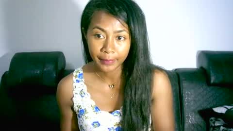 Snapshot of prettysexy3601 chatting on January 21, 1:50 am prettysexy3601 online show from January 21, 1:50 am