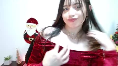 Snapshot of princess_rose20 chatting on December 18, 10:24 pm Rose online show from December 18, 10:24 pm