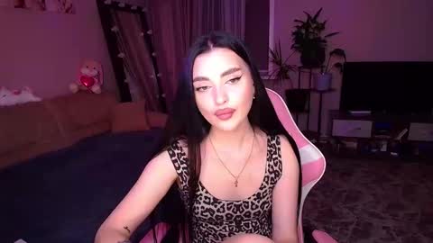 Snapshot of princessamira1 chatting on October 18, 2:53 pm princessamira1 online show from October 18, 2:53 pm