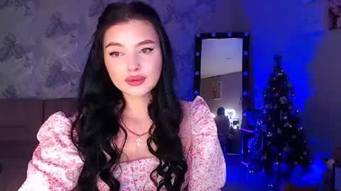Snapshot of princessamira1 chatting on December 11, 8:15 am princessamira1 online show from December 11, 8:15 am