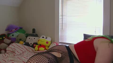 Snapshot of princesskiracb chatting on September 15, 2:03 pm Princess Kira online show from September 15, 2:03 pm