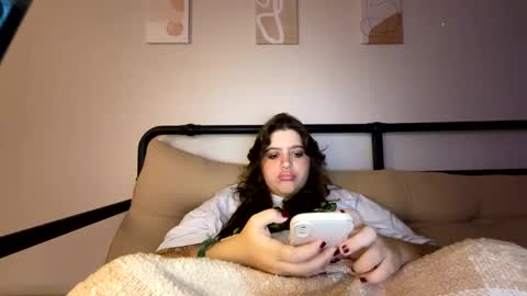 Snapshot of princesslaylaa chatting on October 15, 6:05 am princessviccxo online show from October 15, 6:05 am