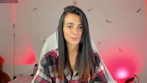 Snapshot of princessluna_14 chatting on October 14, 11:29 pm princessluna_14 online show from October 14, 11:29 pm