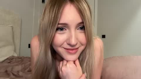 Kate online show from July 10, 5:24 pm