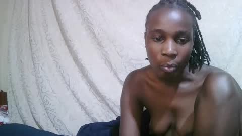 pritty_amber online show from January 13, 9:57 am