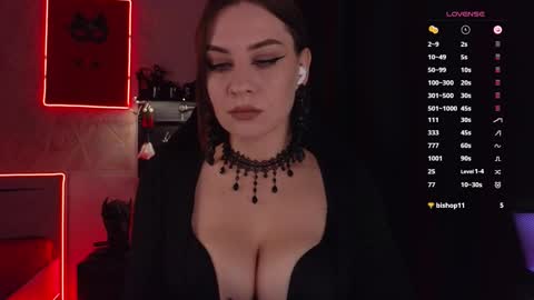 Snapshot of psy_vibe chatting on September 23, 11:36 pm Elena online show from September 23, 11:36 pm