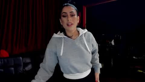 MissPuffyLove online show from February 7, 7:38 pm