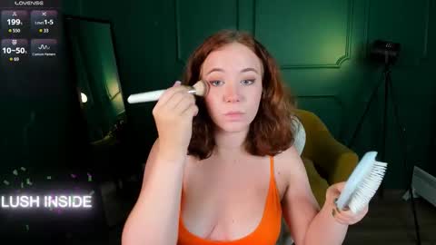 Snapshot of pure_flower_alison chatting on September 13, 1:52 pm Alison online show from September 13, 1:52 pm