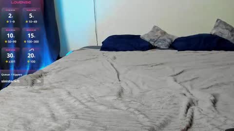 puredesire_ online show from September 27, 2:24 pm