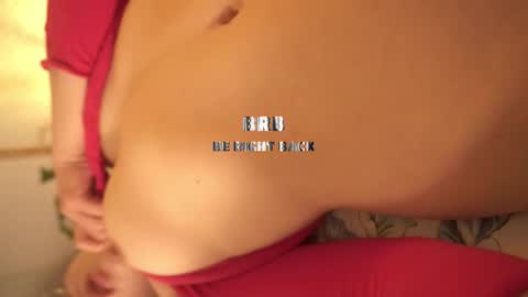 Snapshot of purple_opal chatting on October 28, 11:09 pm Vero online from Tuesday to Sunday online show from October 28, 11:09 pm