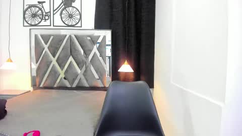 Sara online show from December 17, 11:58 am