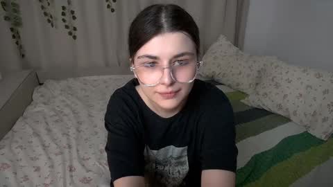 Ava online show from April 29, 2:26 am