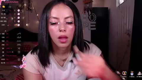 Queen Abby online show from February 24, 7:45 pm