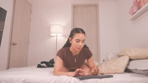 Sofia online show from April 3, 4:21 am