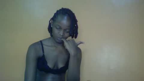 queen_banice online show from February 17, 6:29 pm