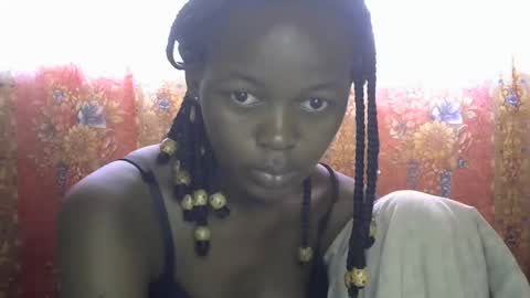 Snapshot of queen_banice chatting on October 16, 9:01 am queen_banice online show from October 16, 9:01 am