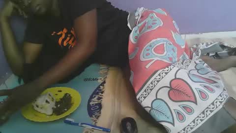 Snapshot of queen_berry1 chatting on September 18, 7:40 am queen_berry1 online show from September 18, 7:40 am