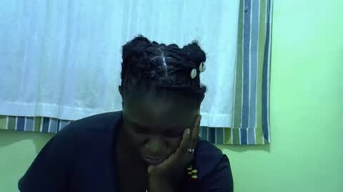queen_diva01 online show from April 30, 6:13 pm