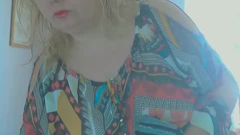 queen_jane8 online show from February 13, 8:59 am