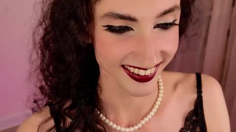 Snapshot of queen_of_tease chatting on September 11, 5:02 pm Eva online show from September 11, 5:02 pm