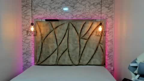   online show from January 26, 2:52 pm