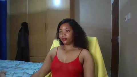 Queenbebony2 online show from October 18, 3:09 am
