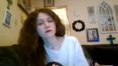 queencrimsonlvx online show from July 21, 3:18 am